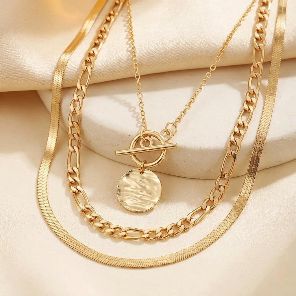 Collar de Capa de Moneda Texturizada Savira | Oro
