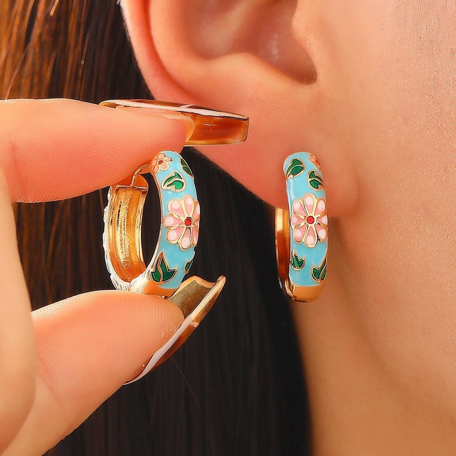 Pendientes de Aro con Flores Coloridas | Oro