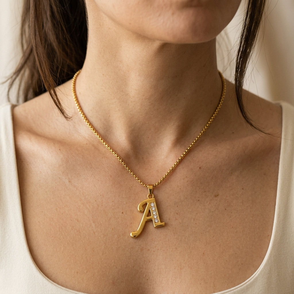Collar con Inicial de Acento Krystal | Oro