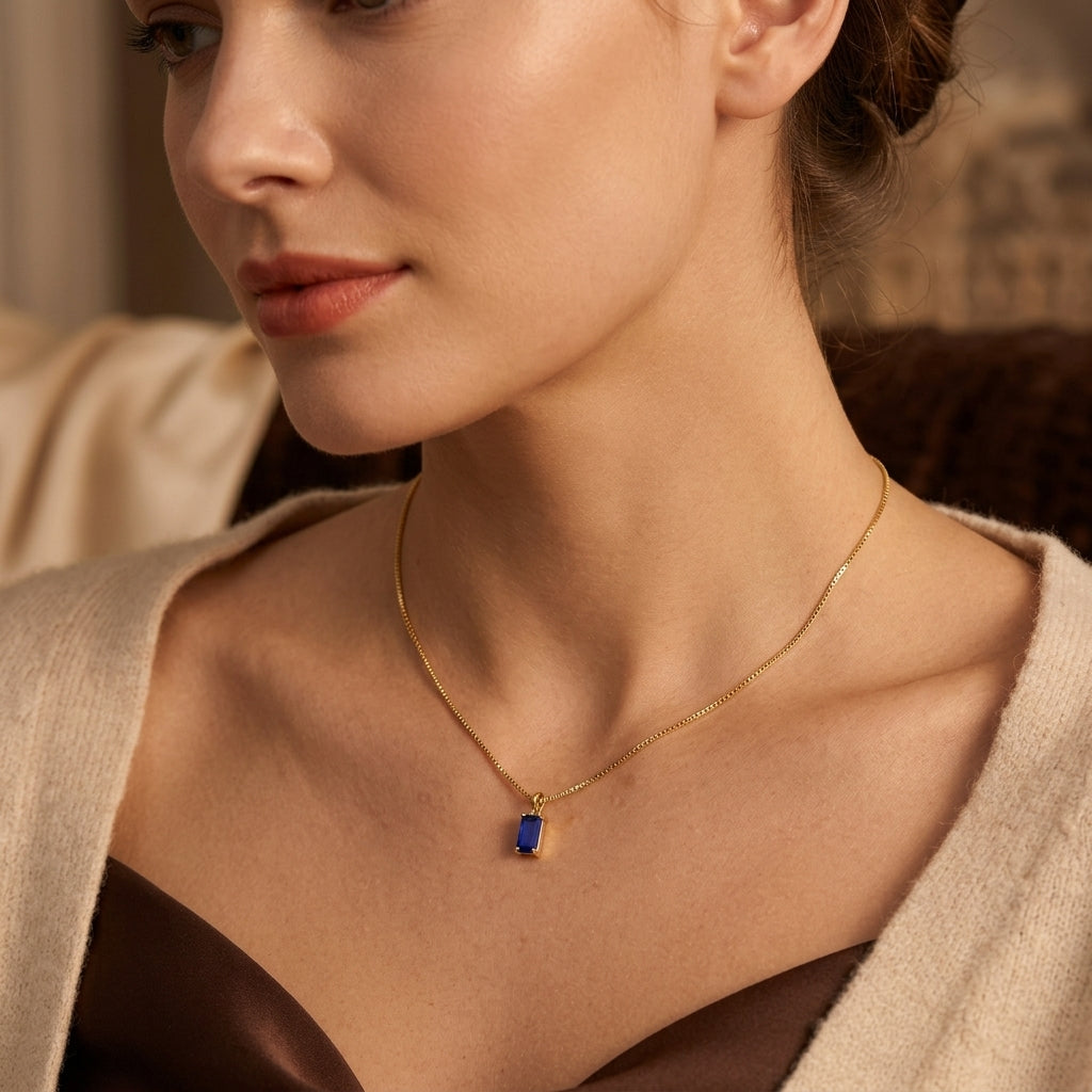 Collar de Colgante de Zafiro Minimalista | Oro Blanco