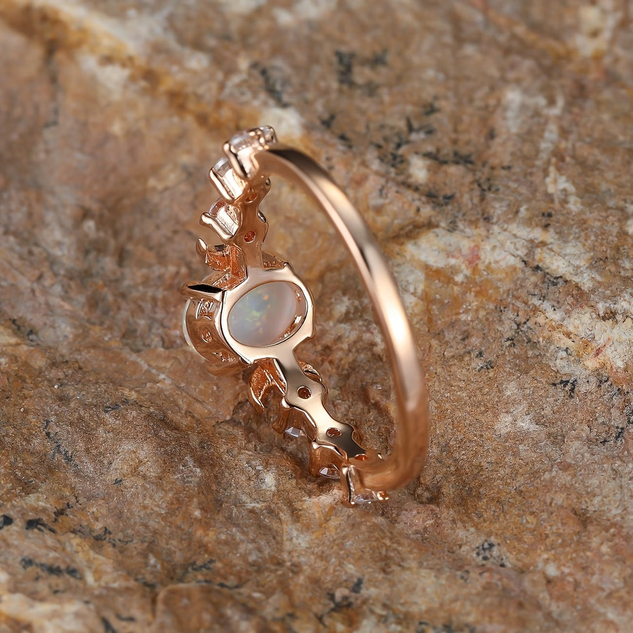 Anillo Media Luna de Ópalo | Oro Rosa