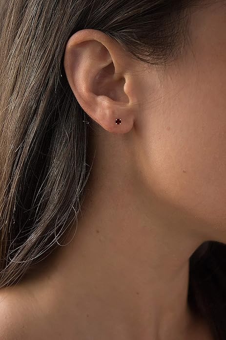 Pendientes de Stud Redondos Rubin | Oro