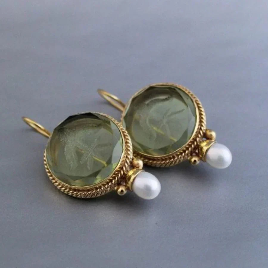 Pendientes de Perlas Verdes Redondeadas Antiguos | Oro Blanco