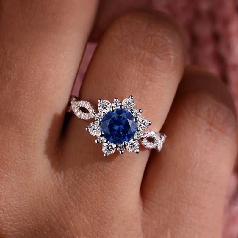 Anillo Krystal Safir de Flores | Oro Blanco