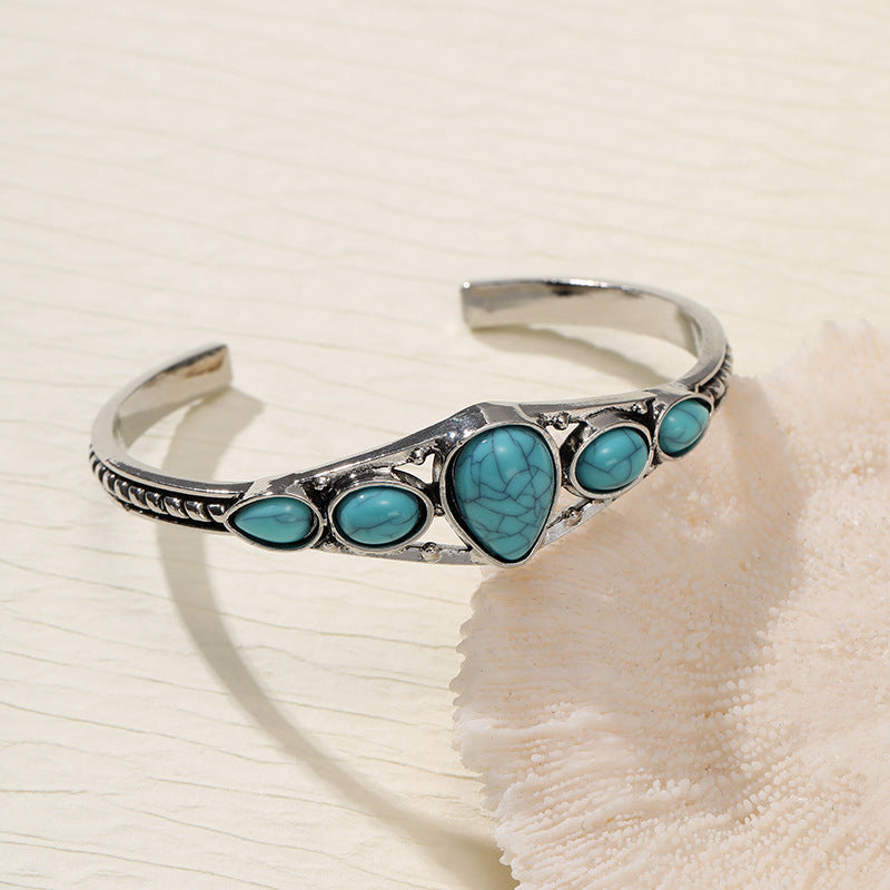 Pulsera Abierta en Forma de Lagrima Turca | Oro Blanco