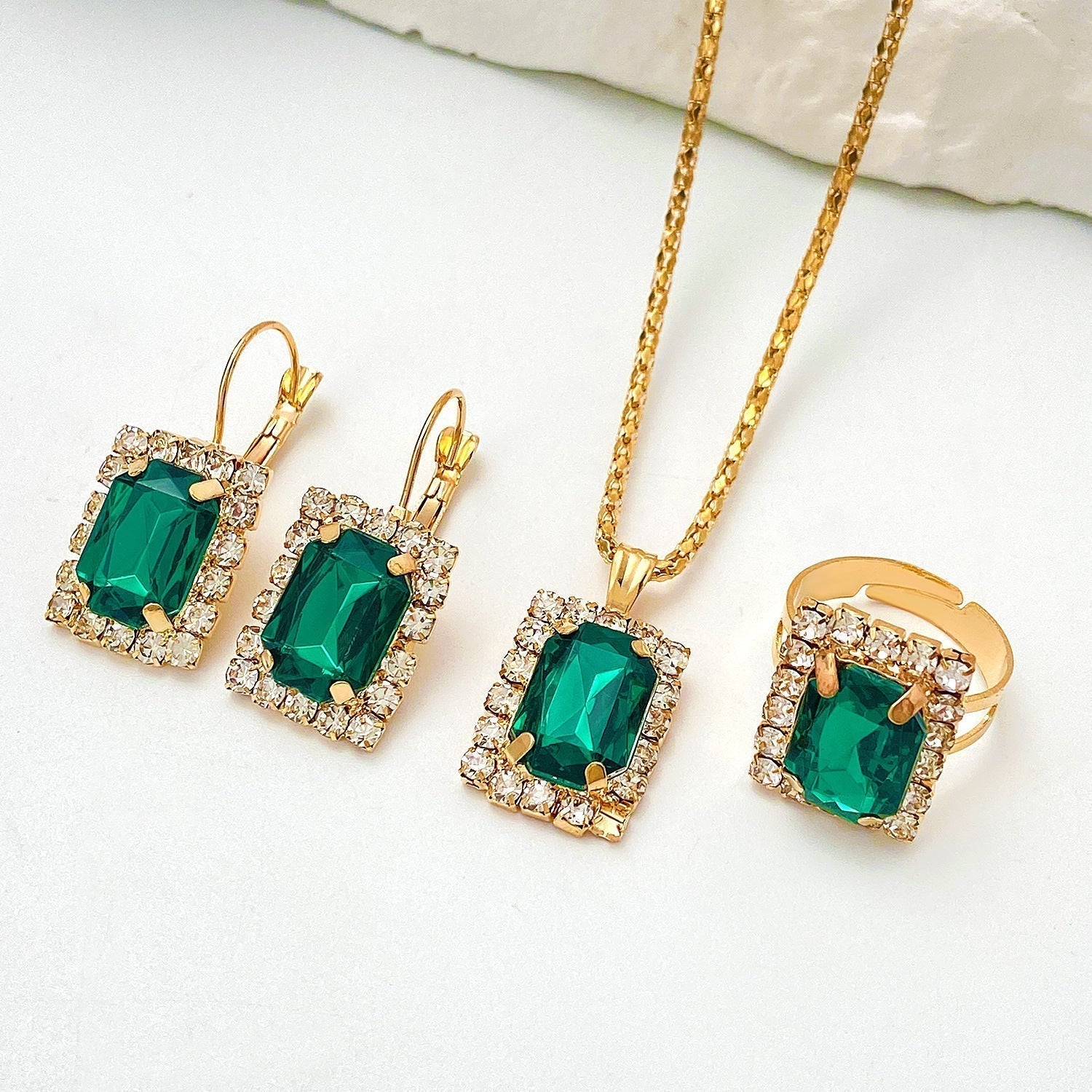 Sylvara Greenveil Juego de Joyas | Oro Blanco